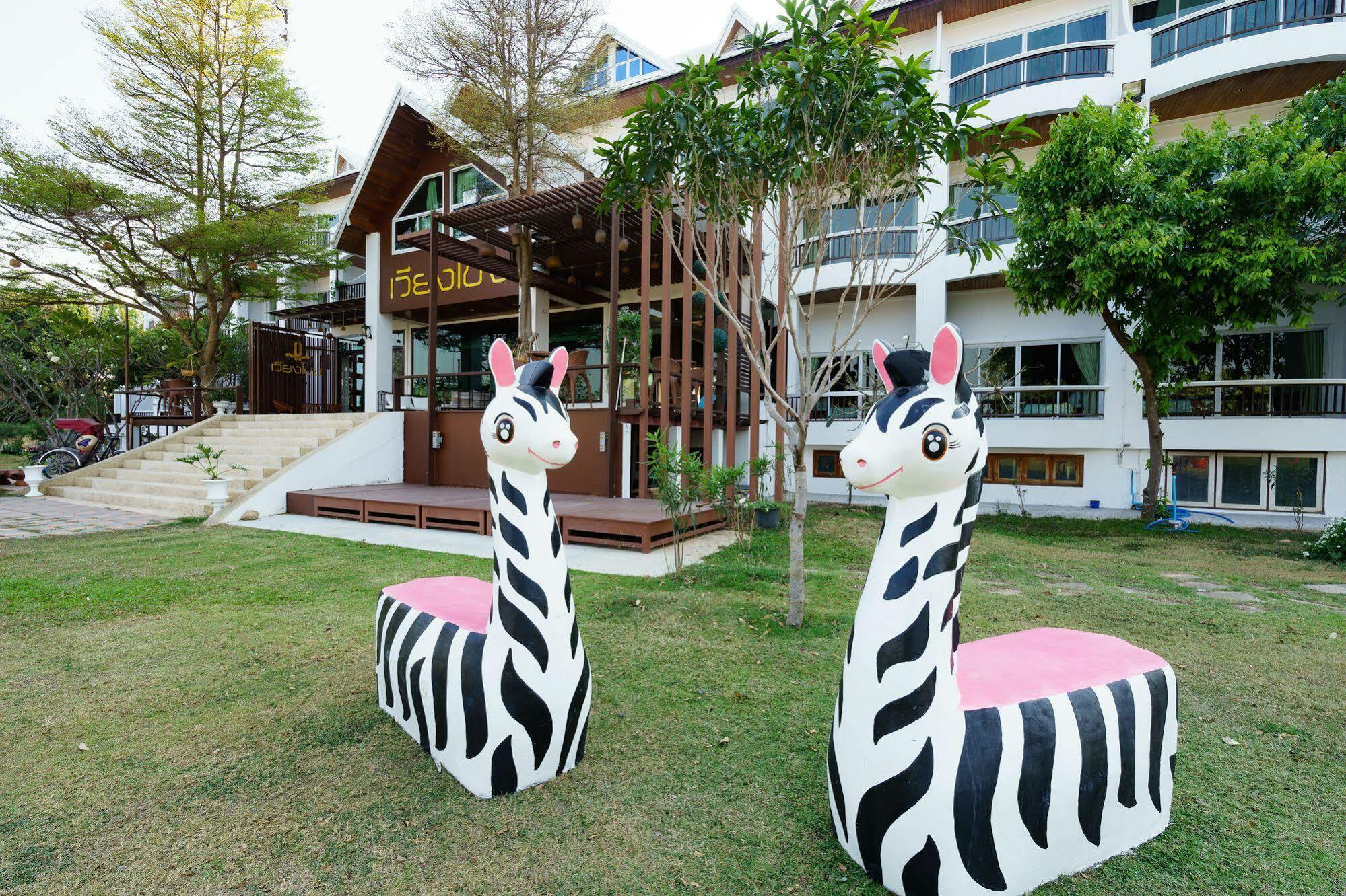 Vieng Khong Hotel Mukdahan Exterior photo